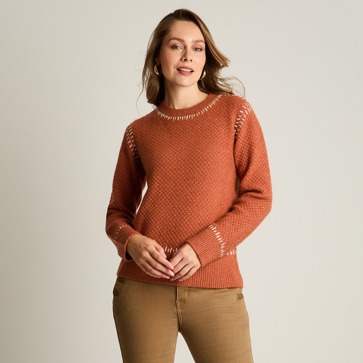 Sweater Terracota Manga Larga Elasticidad Media Sin Forro Calce Normal Tela Tejido